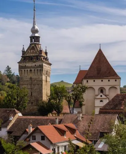 Castle View Saschiz - Traditional Guesthouse